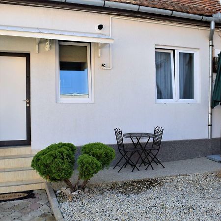 Little House Apartment Sibiu Exterior photo